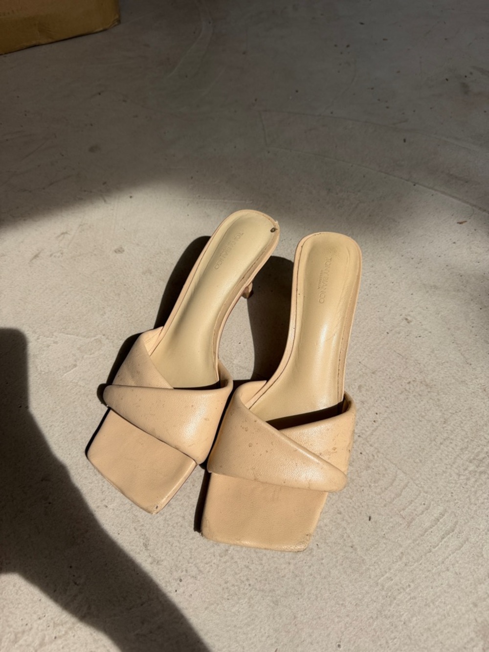 Tony Blanco Kitten Heels